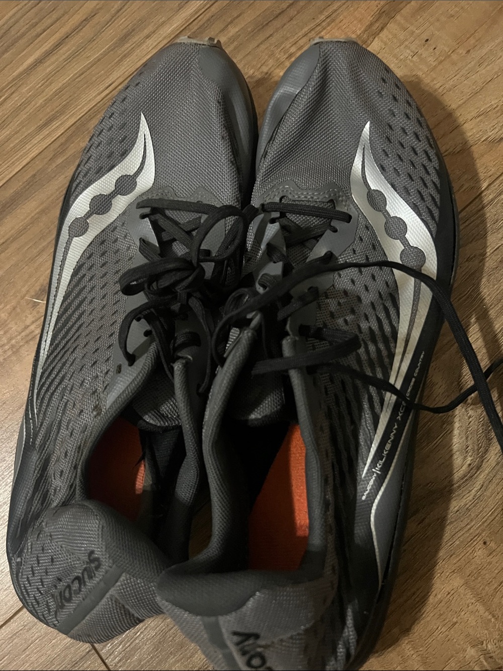 Saucony Men’s Gray and Black Running Shoes with Silver Logos Cross Country